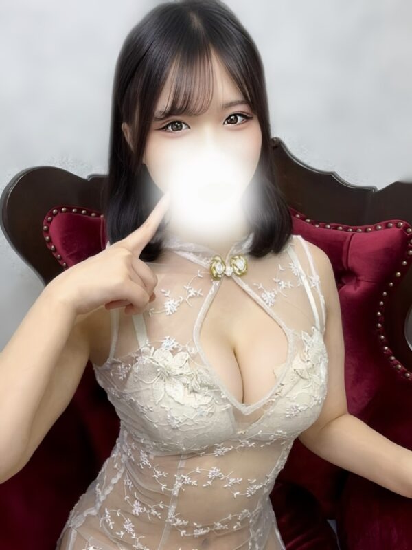 大阪梅田 メンズエステ【ムフフフットケアセンター】姫川かすみ